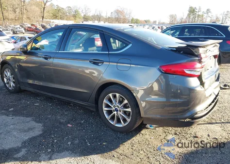 2017 Ford Fusion Se z USA, uszkodzony, nr VIN 3FA6P0H71HR124996